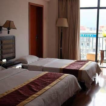 Green Bamboo Hotel Γκουιλίν Εξωτερικό φωτογραφία